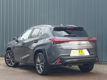 Used Lexus UX 2023 for sale - 76920675: Photo