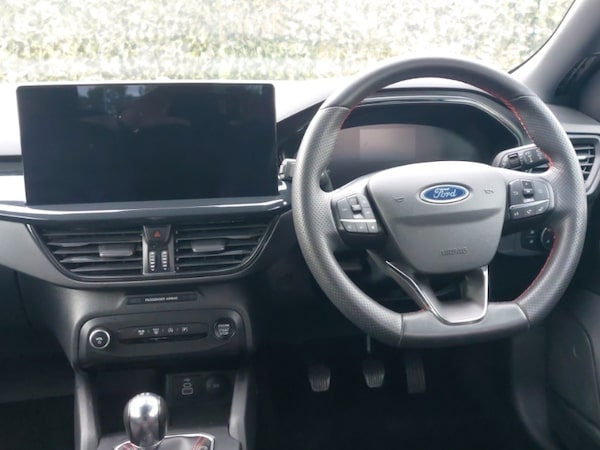 Used Ford Focus 2023 for sale - 76212819: Photo 7