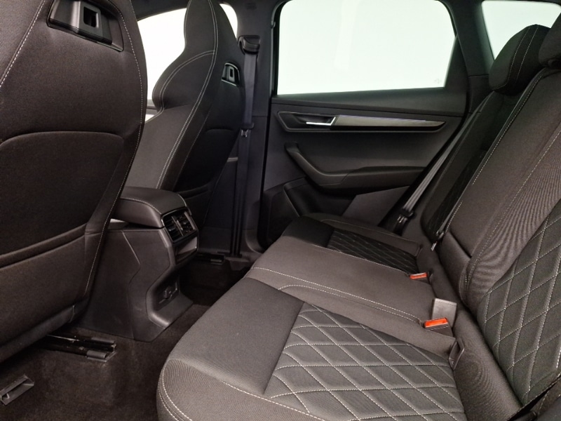 Used Skoda Karoq 2024 for sale - 77102987: Photo 6