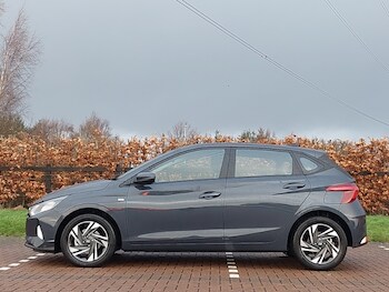 Used Hyundai i20 2022 for sale - 77196947: Photo