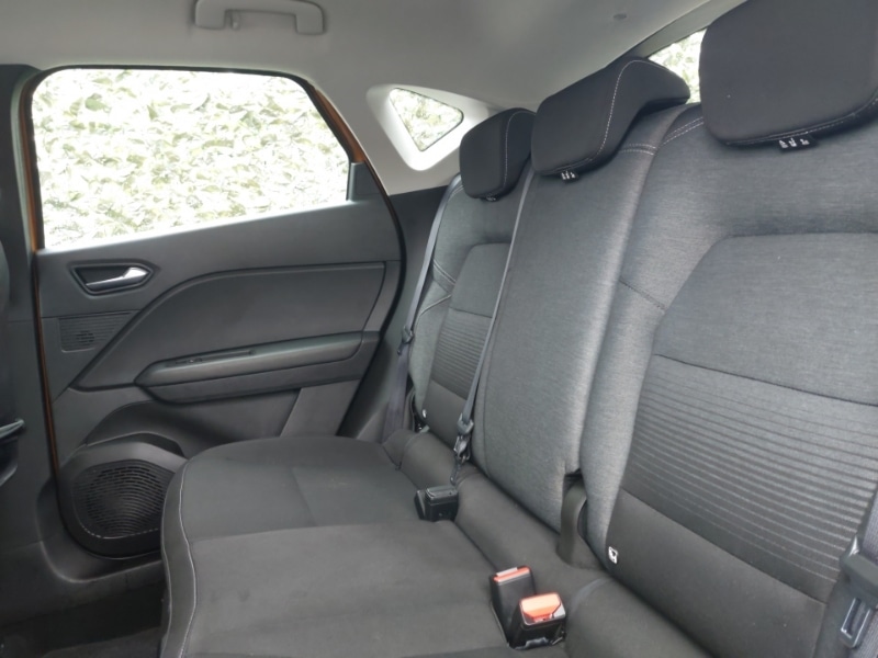 Used Renault Captur 2021 for sale - 76446343: Photo 6