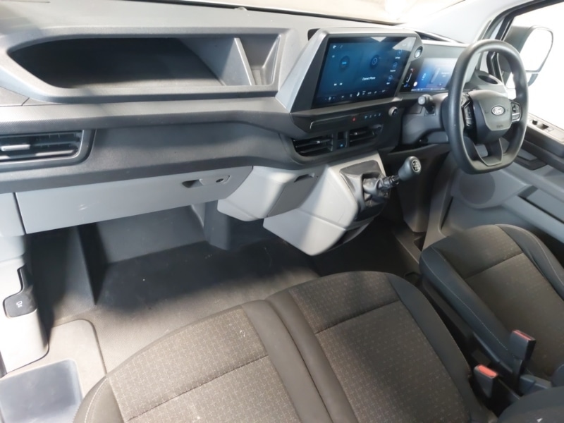Used Ford Transit Custom 2024 for sale - 77624335: Photo 2