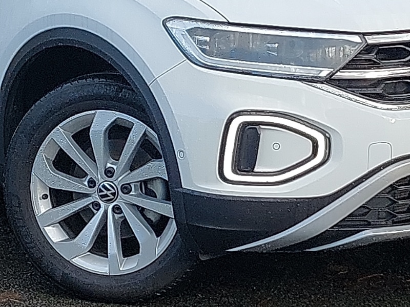 Used Volkswagen T-Roc 2023 for sale - 77410427: Photo 9