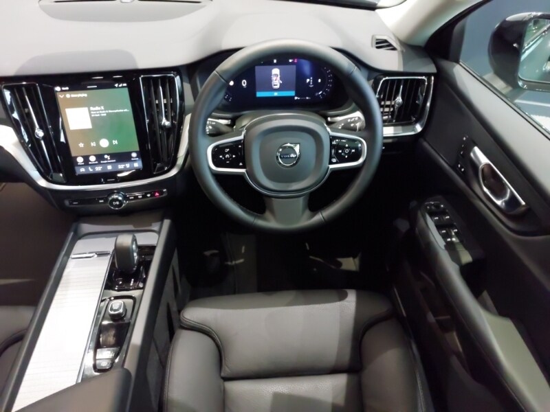 Used Volvo V60 2025 for sale - 77449432: Photo 7