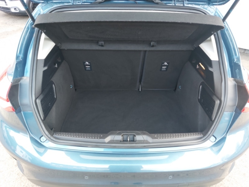 Used Ford Focus 2021 for sale - 77817847: Photo 8