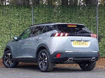 Used Peugeot 2008 2021 for sale - 77063079: Photo