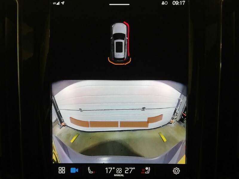 Used Volvo XC60 2023 for sale - 77762186: Photo 11