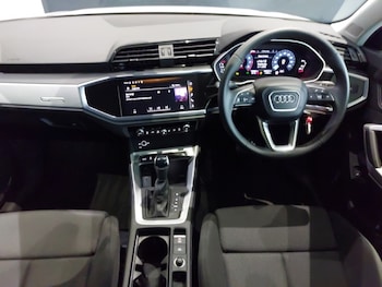 Used Audi Q3 2024 for sale - 76479418: Photo
