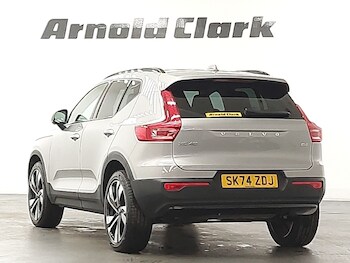 Used Volvo XC40 2024 for sale - 77290266: Photo