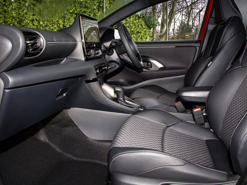 Used Mazda Mazda2 HYBRID 2025 for sale - 77253190: Photo 2