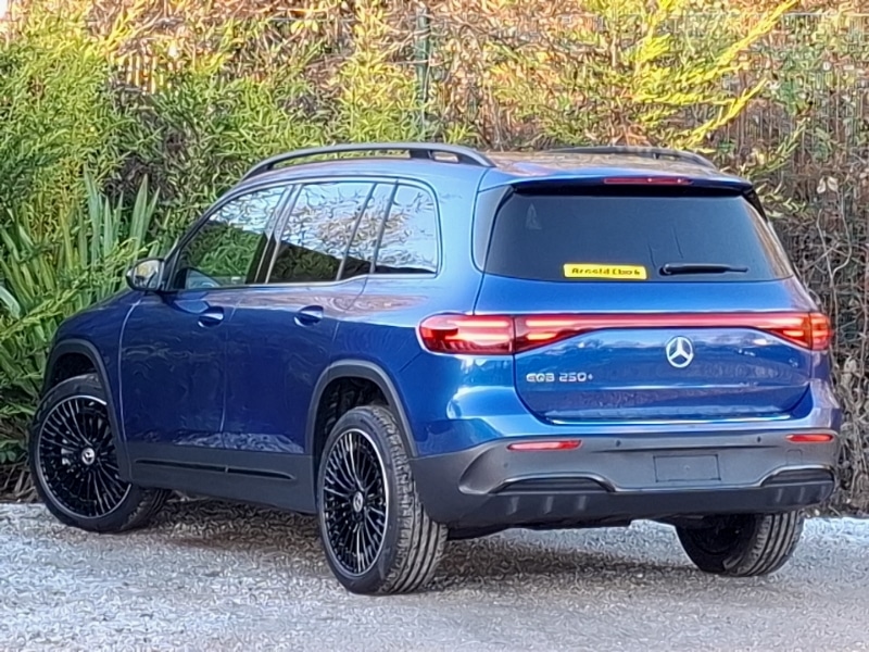 Used Mercedes-Benz EQB 2025 for sale - 77782836: Photo 3