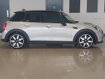 Used MINI Hatch 2022 for sale - 77253495: Photo