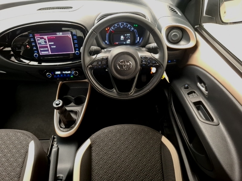 Used Toyota Aygo X 2022 for sale - 76842532: Photo 7