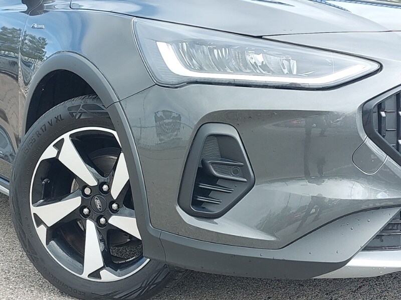 Used Ford Focus 2022 for sale - 76816928: Photo 9