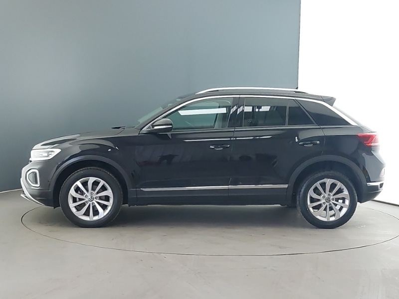Used Volkswagen T-Roc 2023 for sale - 77924532: Photo 4
