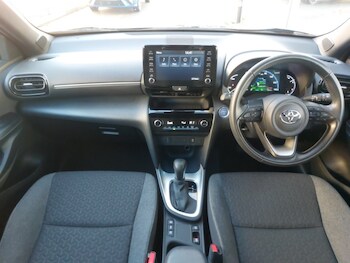 Used Toyota Yaris Cross 2022 for sale - 77752768: Photo