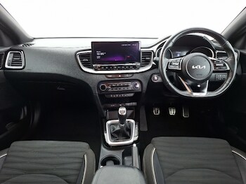 Used Kia Ceed 2022 for sale - 77366013: Photo