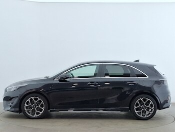 Used Kia Ceed 2022 for sale - 77366013: Photo