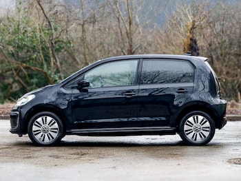 Used Volkswagen up! 2023 for sale - 77702517: Photo