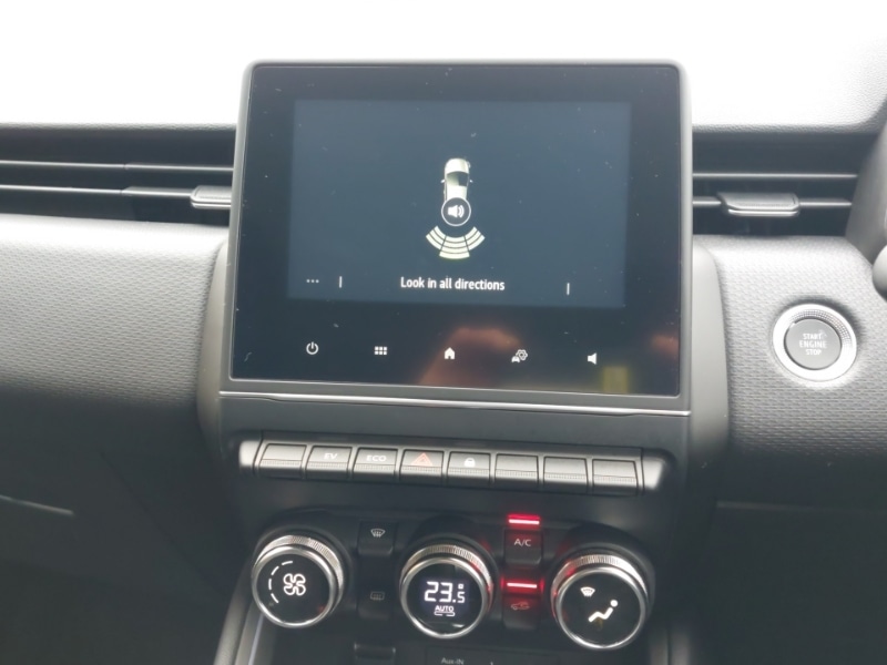 Used Renault Clio 2023 for sale - 77912640: Photo 11