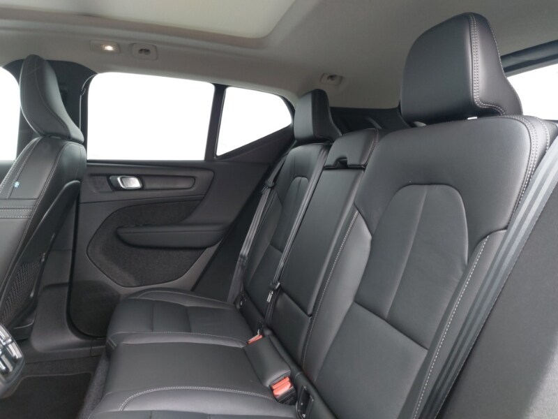 Used Volvo XC40 2024 for sale - 77690468: Photo 6