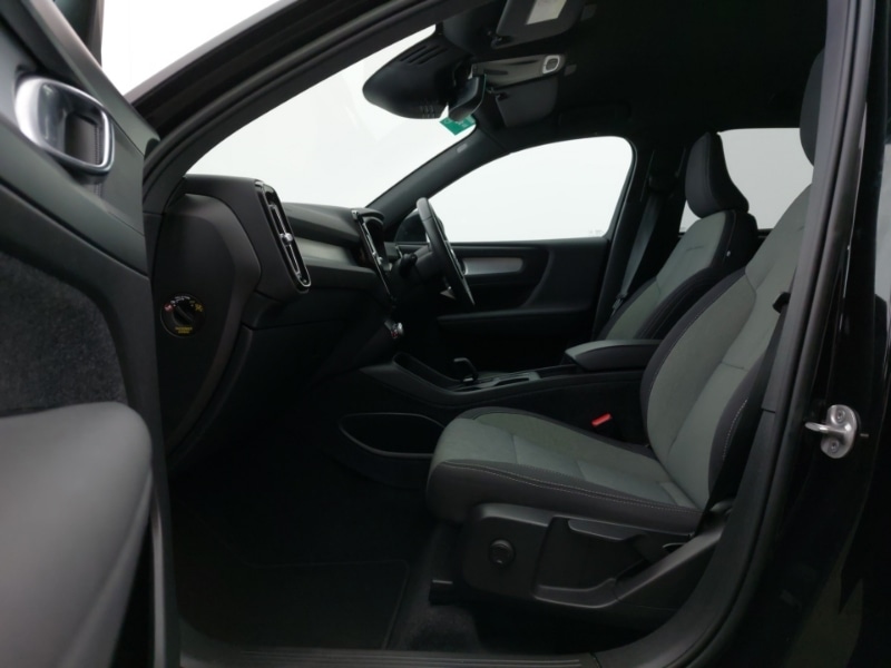 Used Volvo XC40 2022 for sale - 77361060: Photo 5