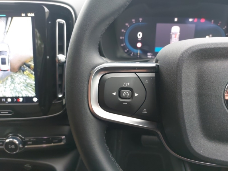 Used Volvo XC40 2024 for sale - 77652663: Photo 12