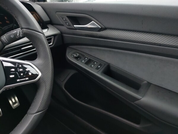 Used Volkswagen Golf 2024 for sale - 76237690: Photo 11