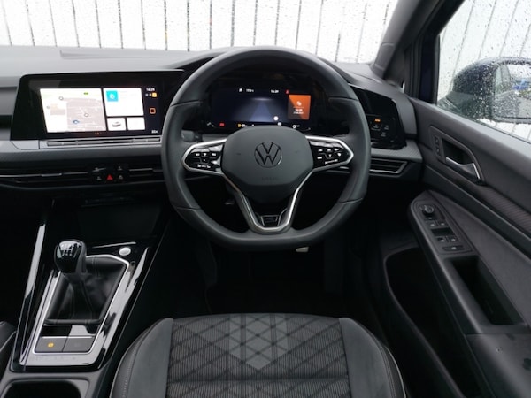 Used Volkswagen Golf 2024 for sale - 76237690: Photo 5
