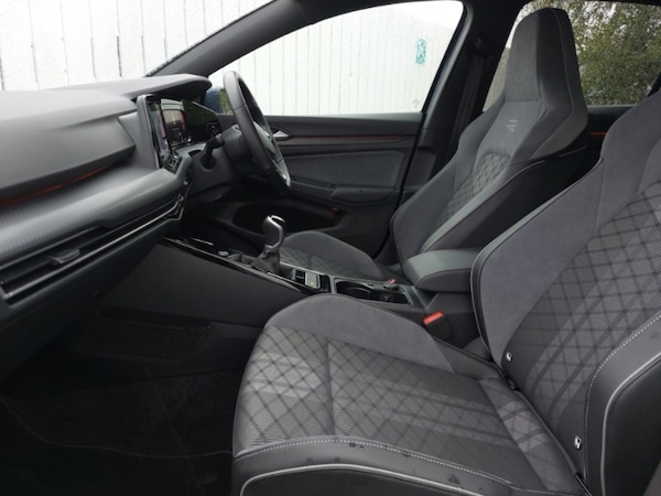 Used Volkswagen Golf 2024 for sale - 76237690: Photo 7