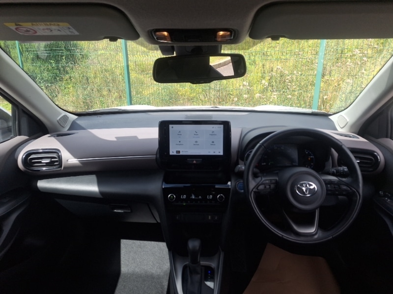 Used Toyota Yaris Cross 2022 for sale - 77058165: Photo 2