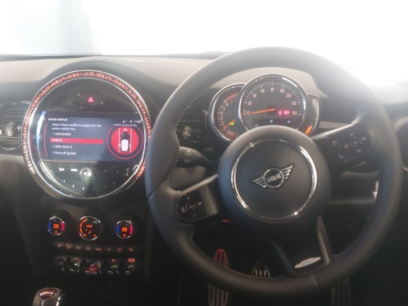 Used MINI Hatch 2022 for sale - 77240921: Photo 5