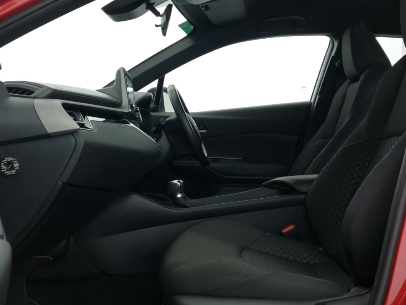 Used Toyota C-HR 2023 for sale - 77823237: Photo 5