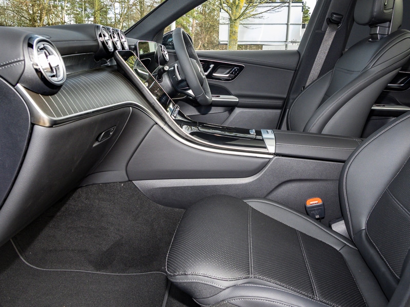 Used Mercedes-Benz GLC 2025 for sale - 77771962: Photo 2