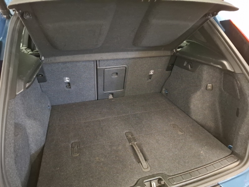 Used Volvo XC40 2024 for sale - 76447493: Photo 8