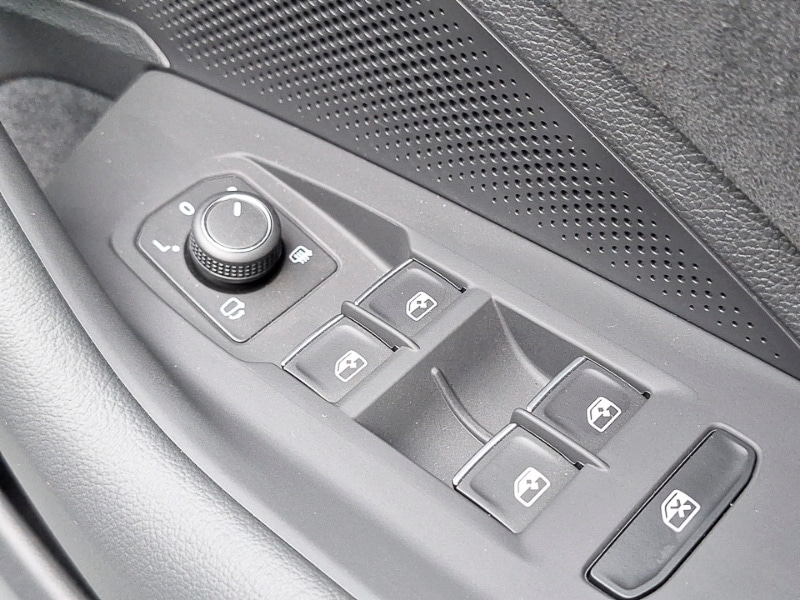 Used Volkswagen Passat 2025 for sale - 76932729: Photo 11