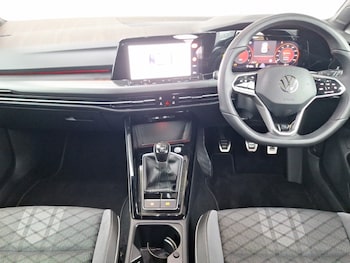 Used Volkswagen Golf 2024 for sale - 76144993: Photo 2