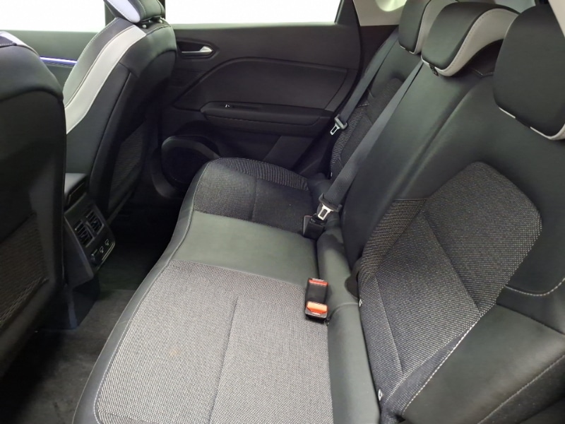 Used Renault Captur 2023 for sale - 77979282: Photo 6