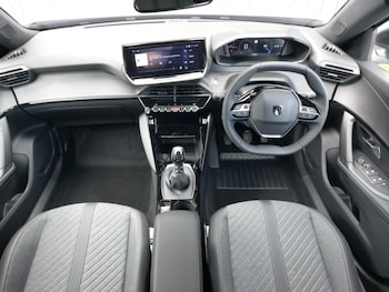 Used Peugeot 2008 2025 for sale - 75492201: Photo