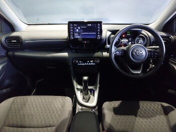 Used Toyota Yaris 2023 for sale - 77467464: Photo