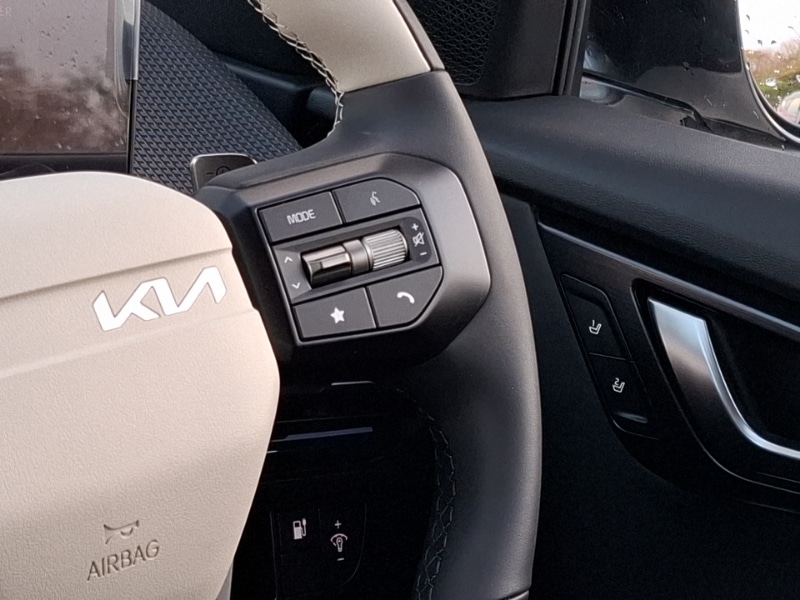 Used Kia EV6 2025 for sale - 76383633: Photo 11