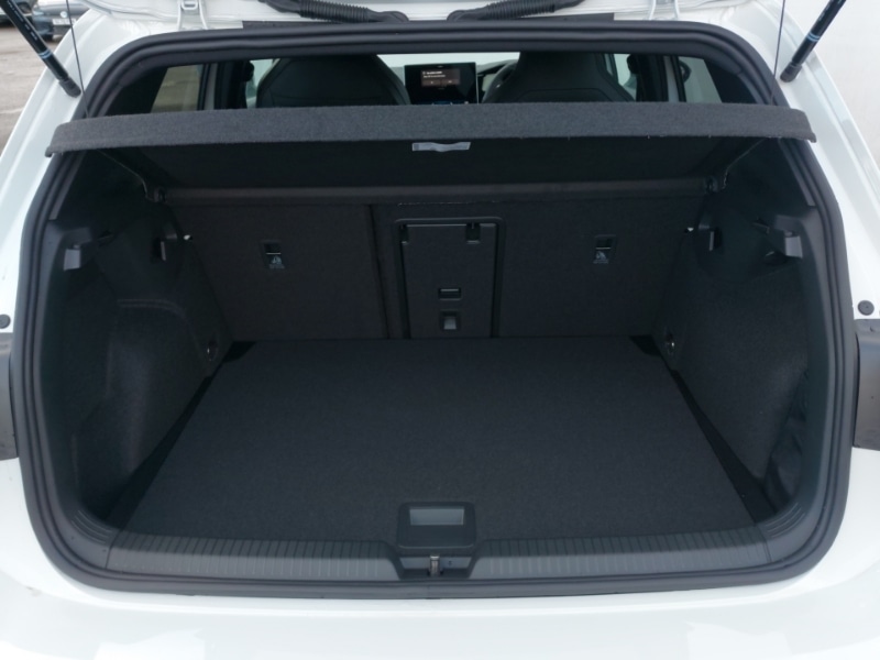 Used Volkswagen Golf 2025 for sale - 77752033: Photo 8