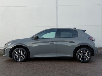 Used Peugeot 208 2024 for sale - 77012847: Photo