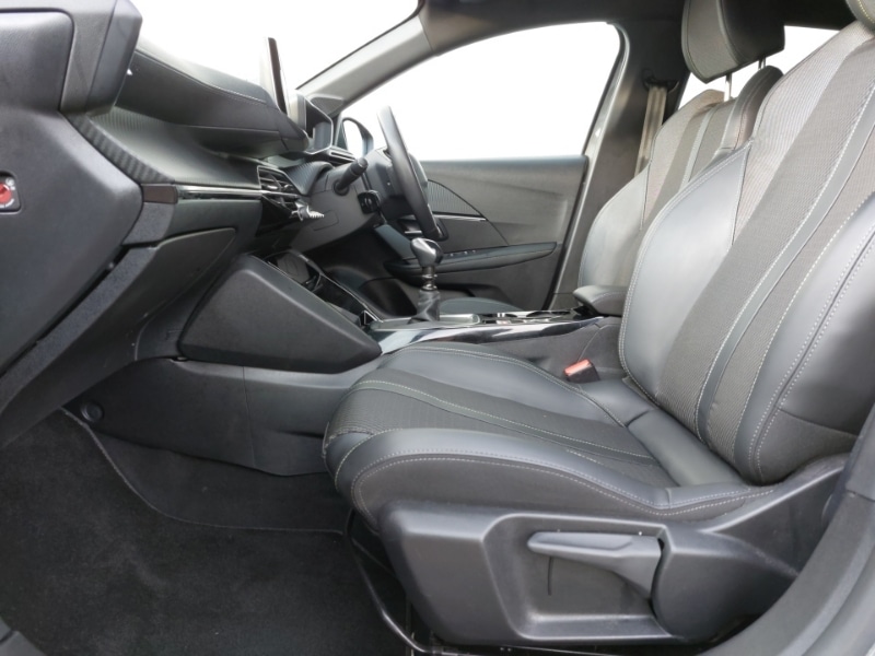 Used Peugeot 208 2024 for sale - 77012847: Photo 5