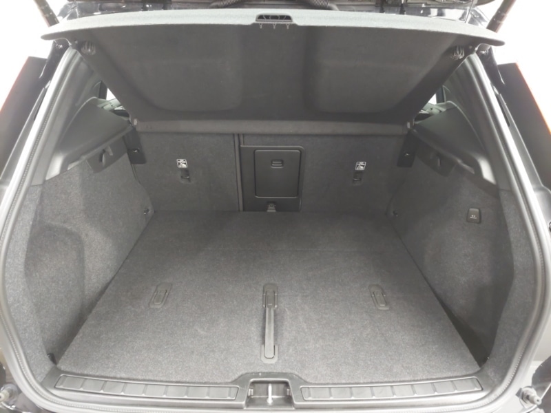 Used Volvo XC40 2024 for sale - 77155074: Photo 8