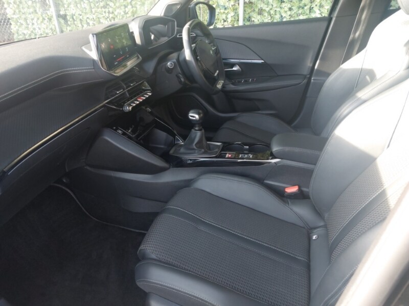 Used Peugeot 2008 2021 for sale - 77985283: Photo 5