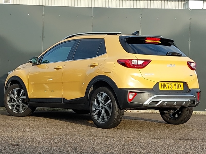 Used Kia Stonic 2024 for sale - 76742045: Photo 3