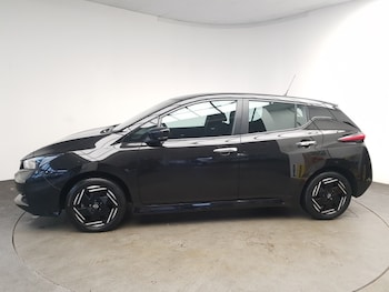 Used Nissan Leaf 2022 for sale - 76135613: Photo 4