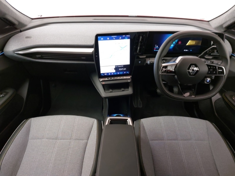 Used Renault Scenic E-Tech 2024 for sale - 76465772: Photo 2