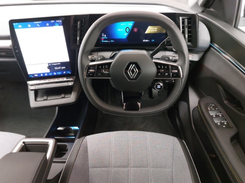 Used Renault Scenic E-Tech 2024 for sale - 76465772: Photo 7